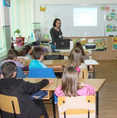 1.058 de elevi au promovat probele de limbă modernă